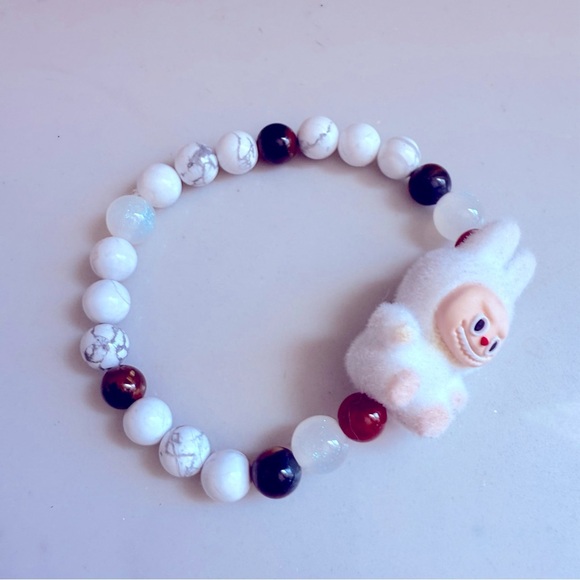 NWOT Handmade Labubu Genuine Stone Beaded Bracelet - Picture 2 of 3